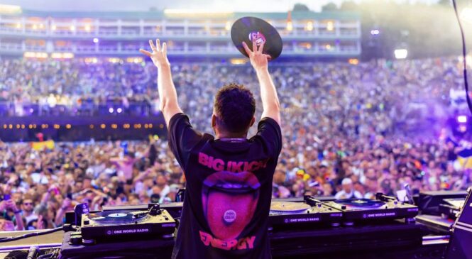 Dimitri Vegas revives the art of vinyl DJing with Tomorrowland 2025 set – available now on YouTube