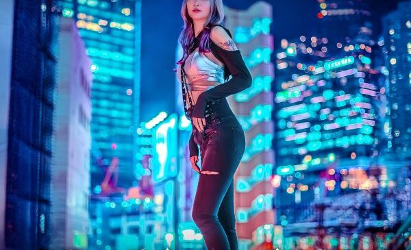 Ecliptica Arrives: Rinaly’s Debut LP Shines with Collaborations from Christina Novelli, Julie Thompson, and More